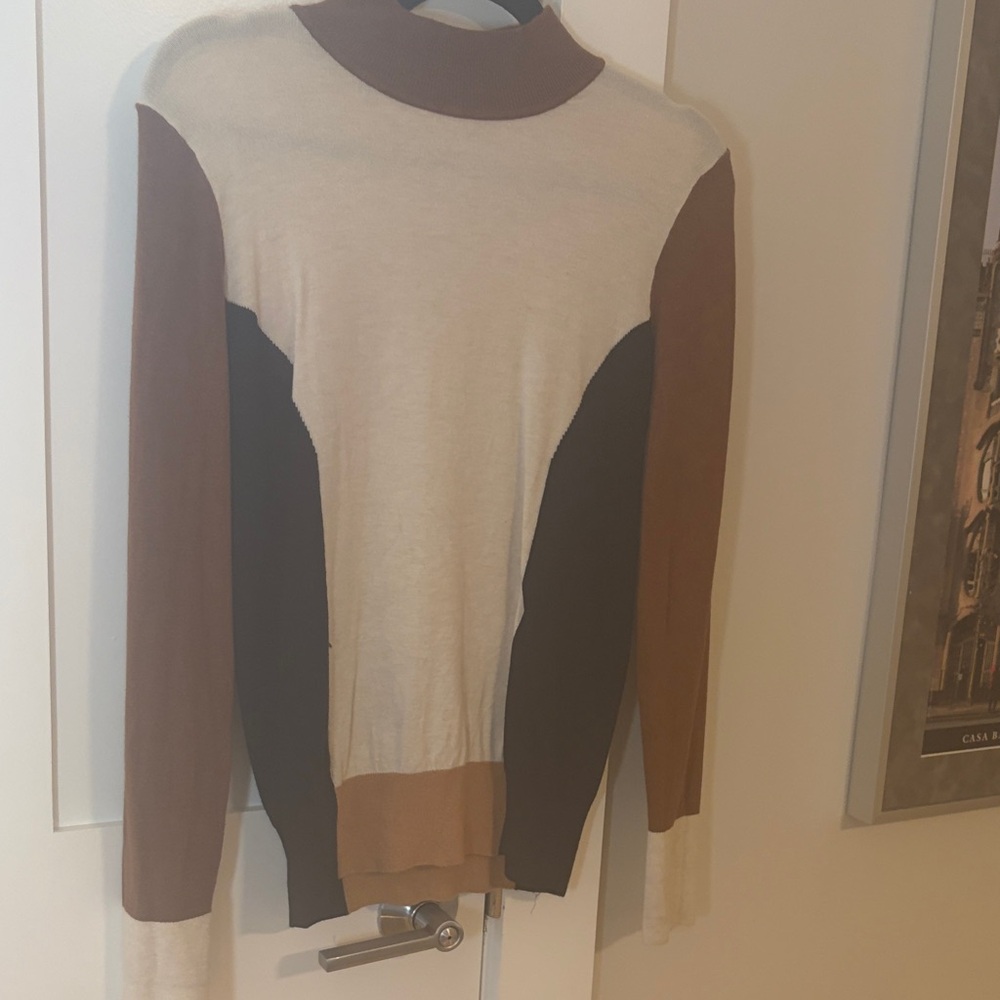 LOFT mock neck sweater size XS